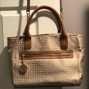 Tommy Hilfiger satchel